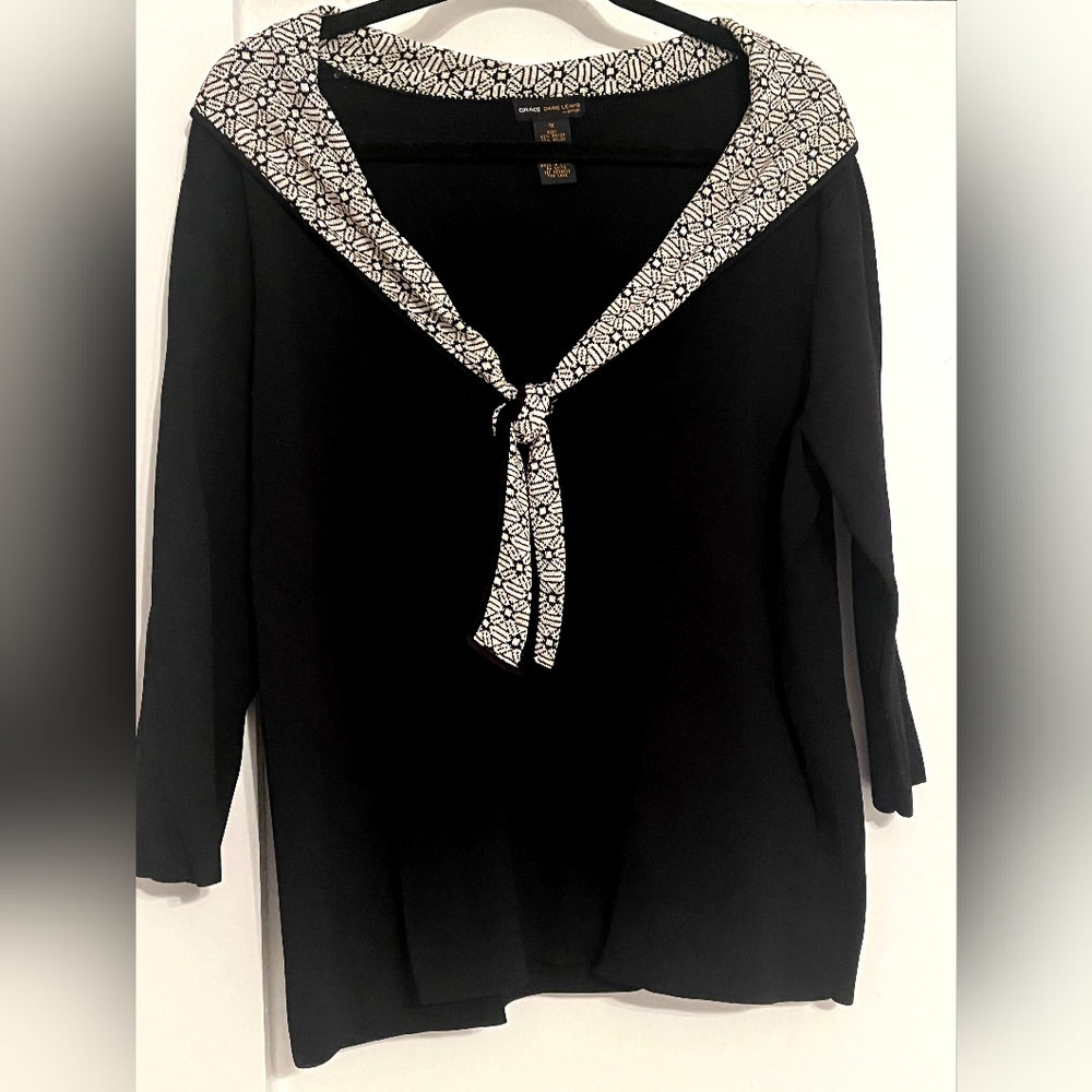 SOLD 😃 SOLD. Grace Dane Lewis Women’s Top 1X  Rarley Worn - Black